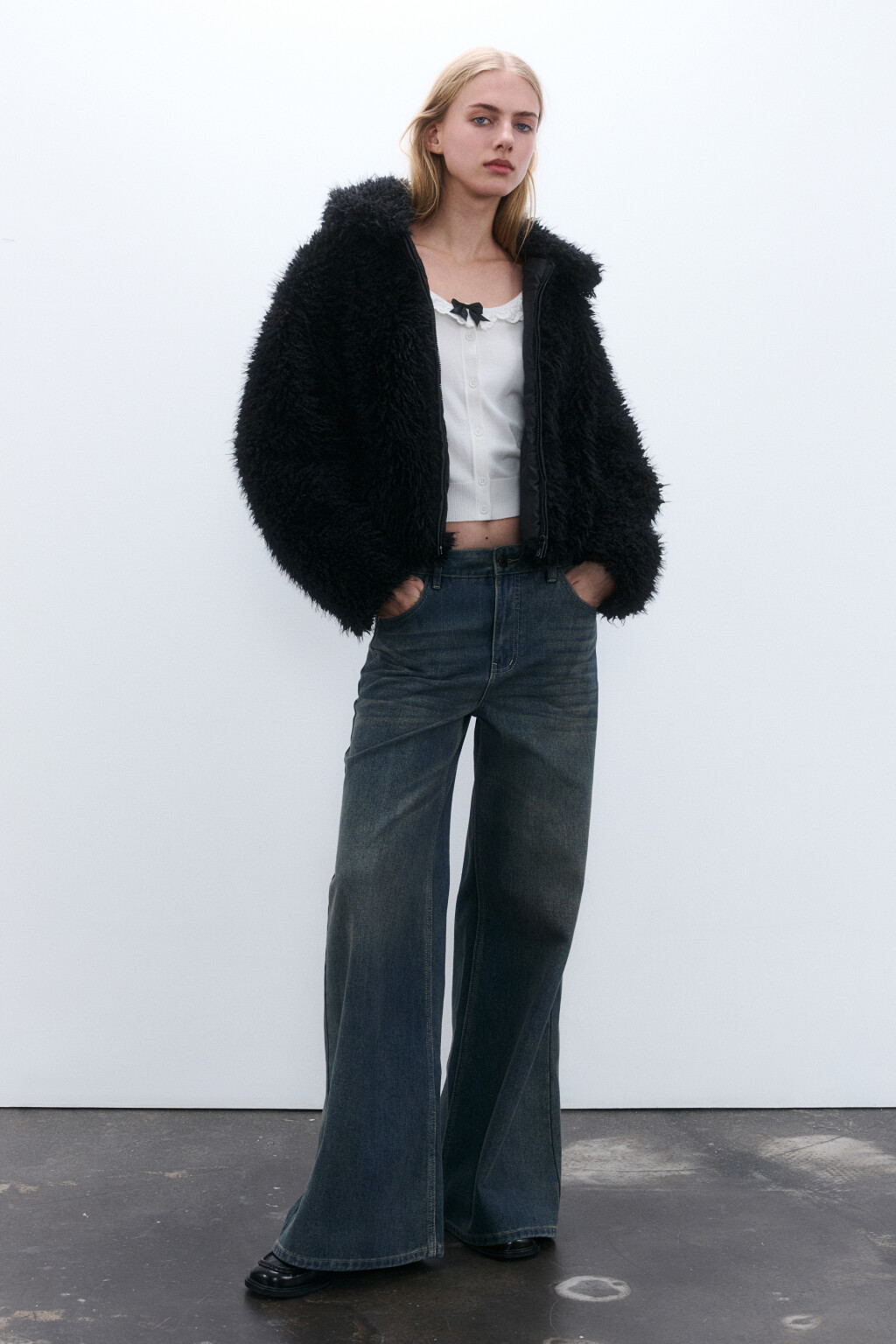 Куртка на молнии из искусственного меха - цвет черный - 5