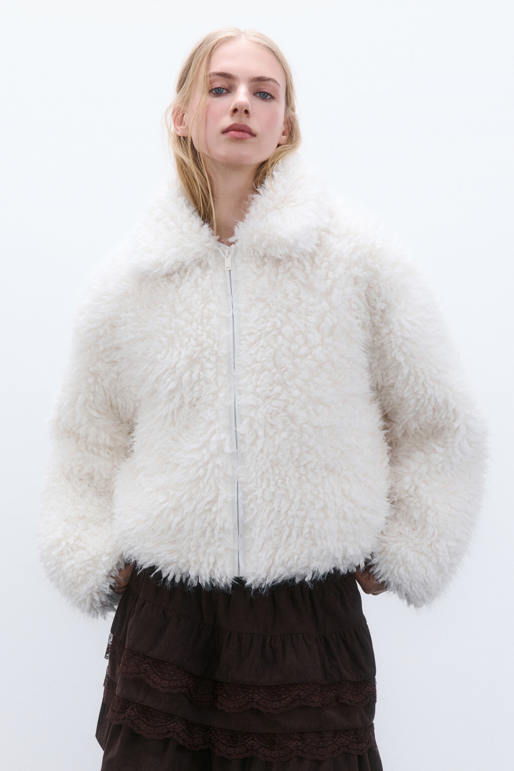 Куртка на молнии из искусственного меха - цвет молочный - 2