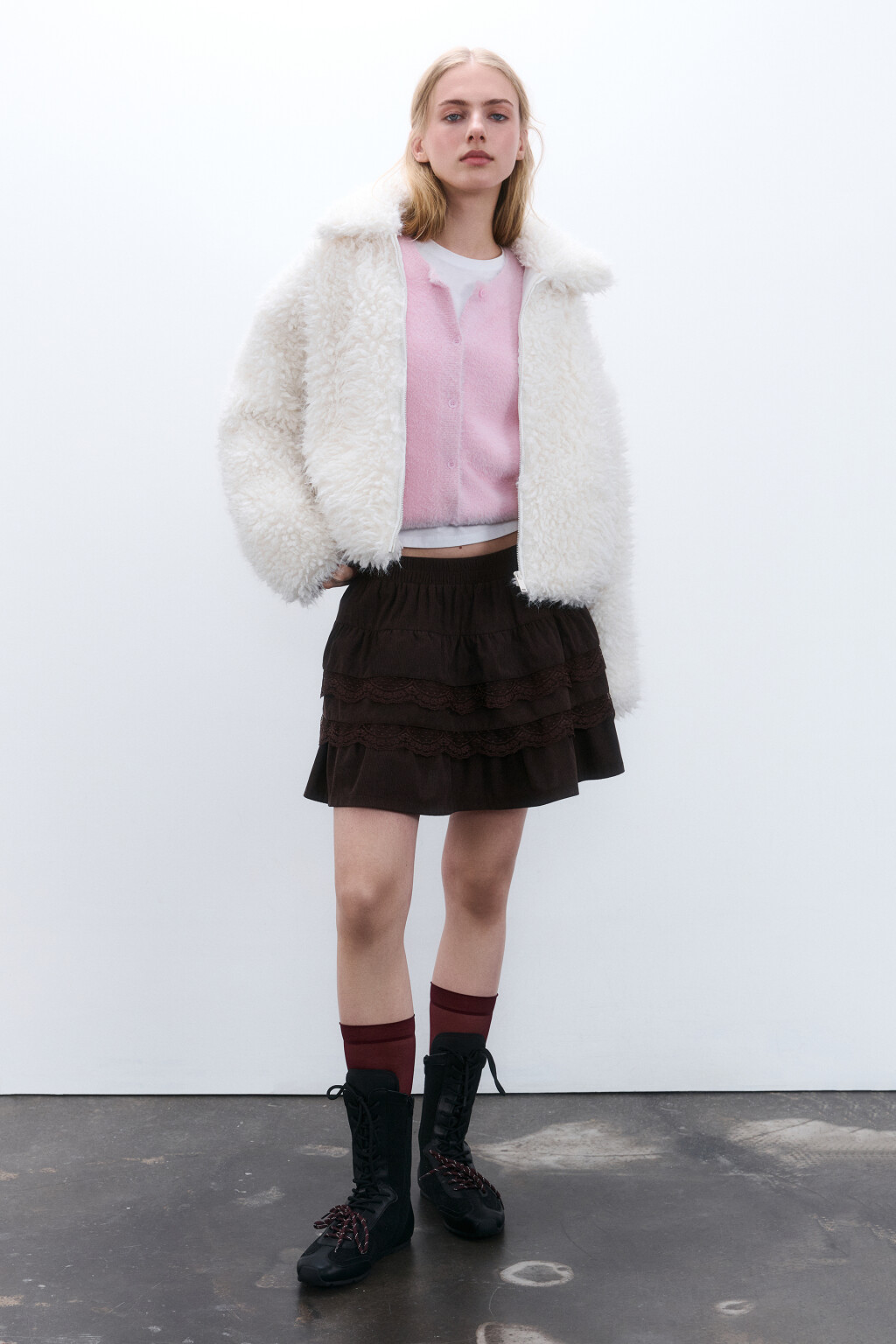 Куртка на молнии из искусственного меха - цвет молочный - 4