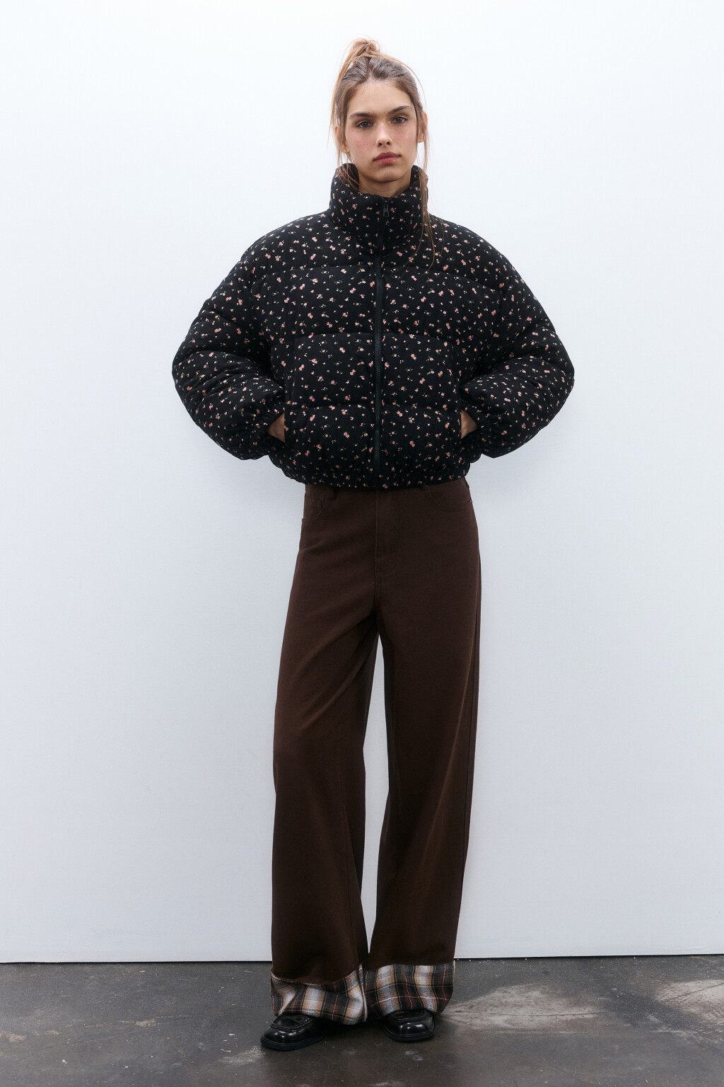 Куртка стеганая с цветочным принтом - цвет черный - 4