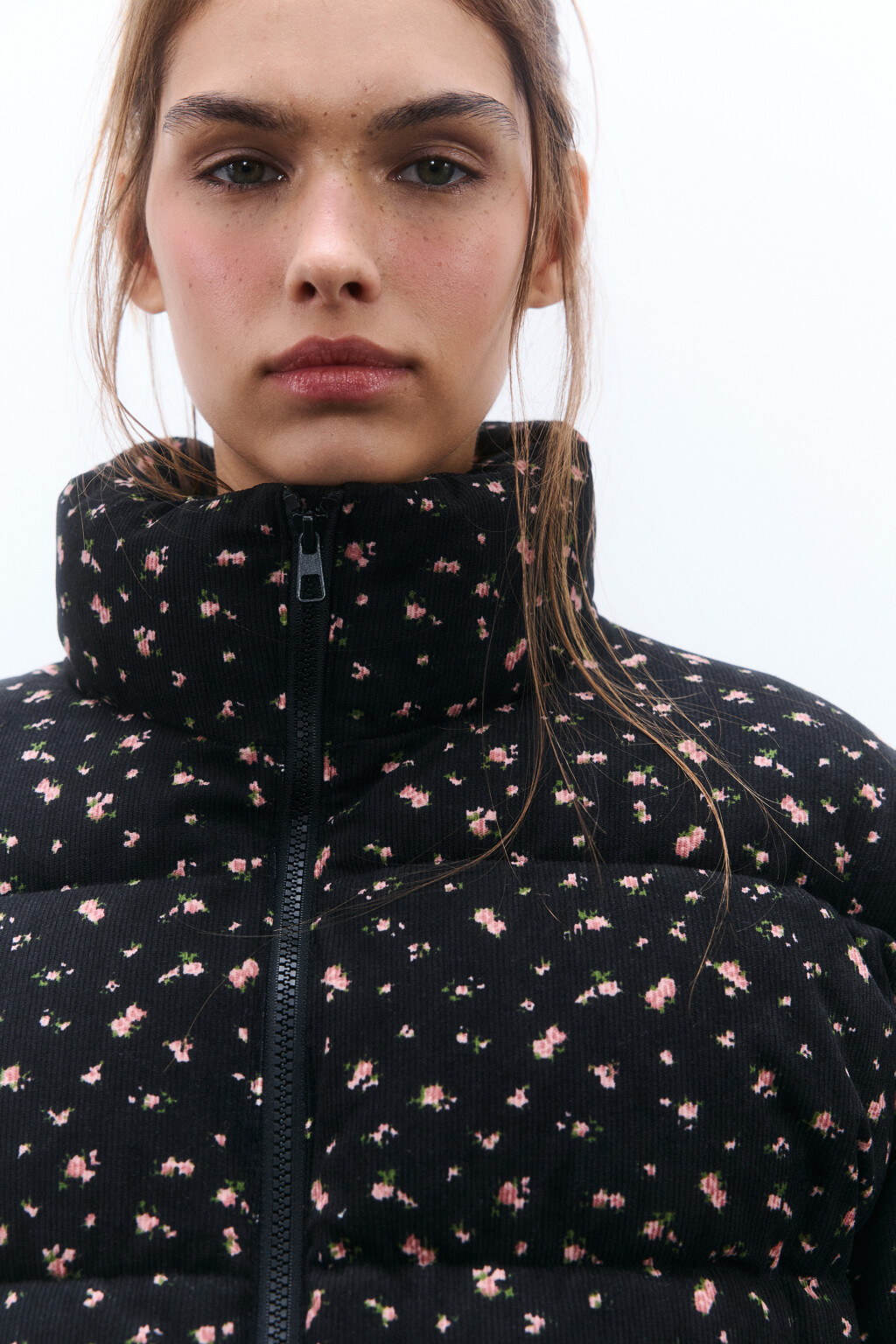 Куртка стеганая с цветочным принтом - цвет черный - 5