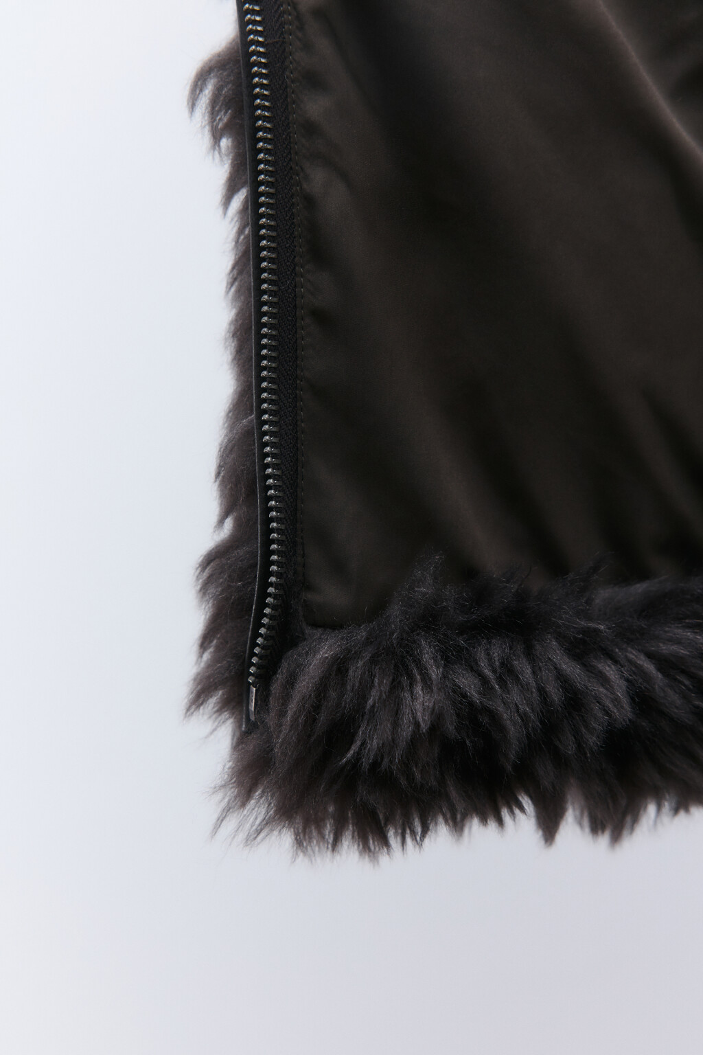 Куртка на молнии с длинным ворсом - цвет серый - 8