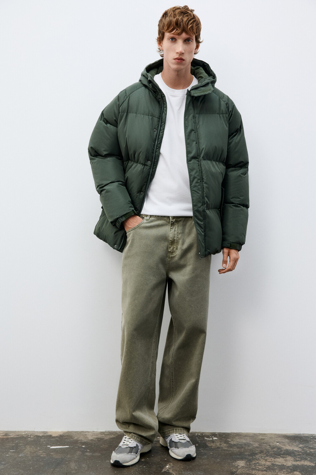 Куртка стеганая с капюшоном - цвет зеленый - 2