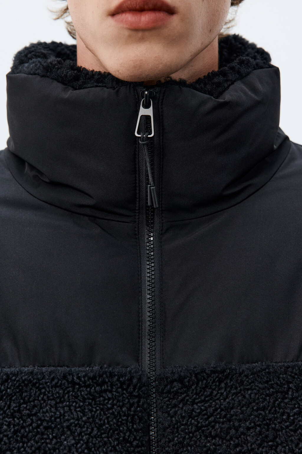 Куртка стеганая с плюшевыми вставками - цвет черный - 6