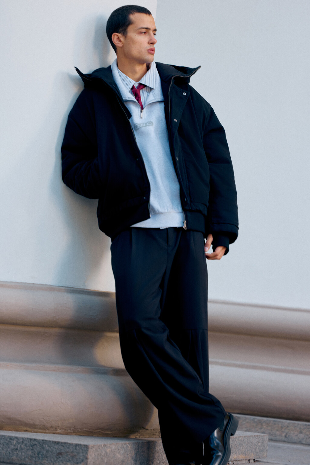 Куртка джинсовая утепленная с капюшоном - цвет черный - 8