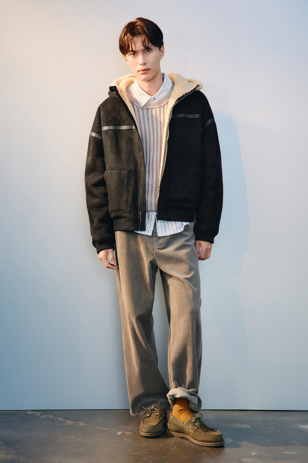 Куртка-дубленка утепленная с капюшоном - цвет черный - 6