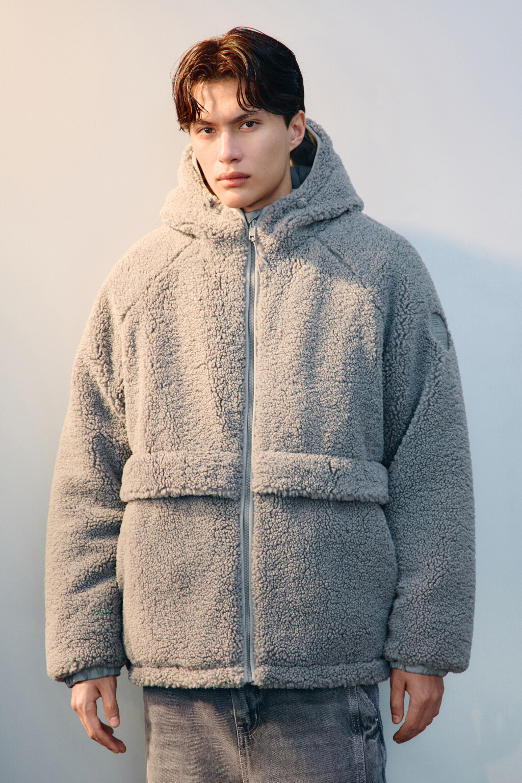 Куртка плюшевая с капюшоном - цвет серый - 2