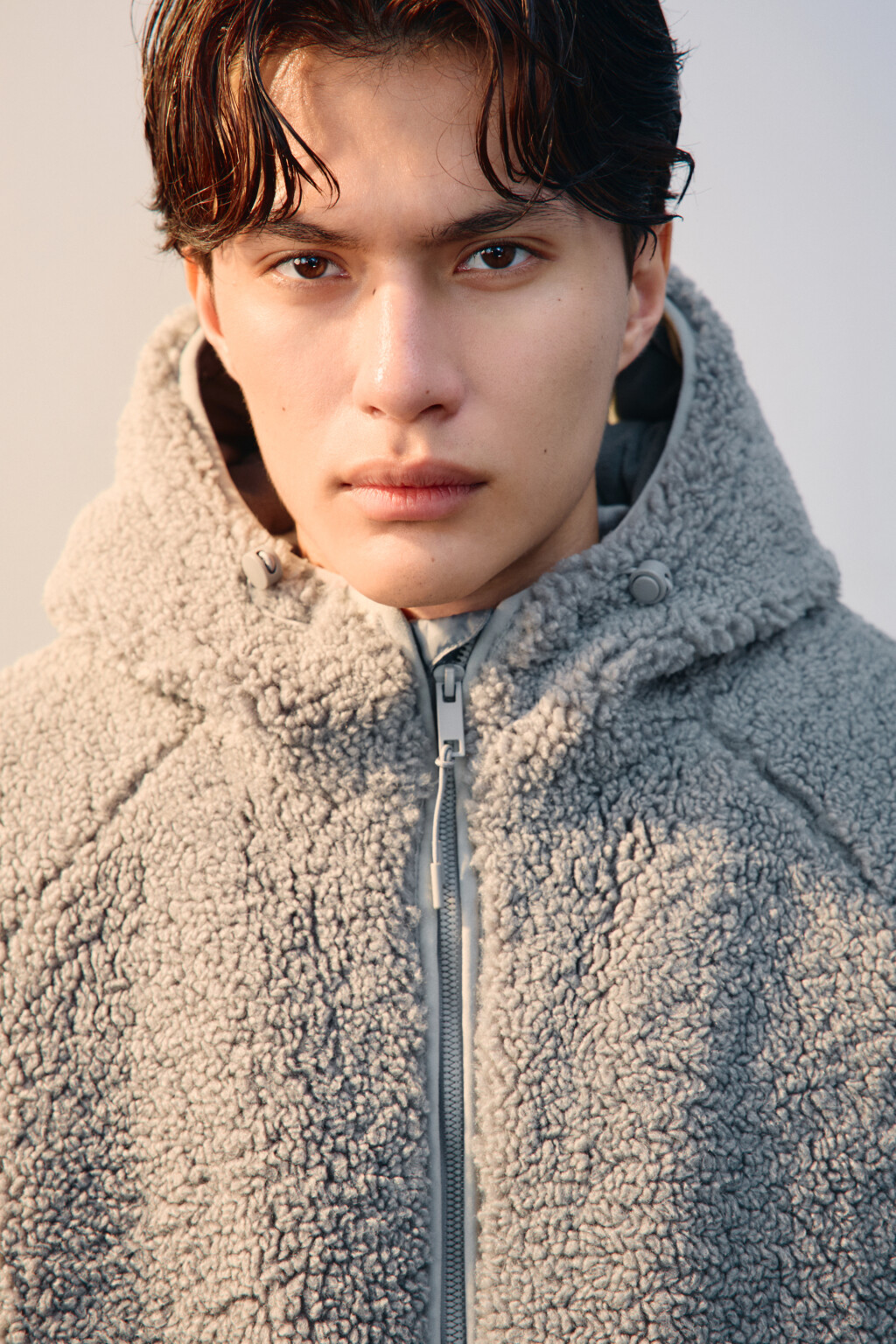 Куртка плюшевая с капюшоном - цвет серый - 6