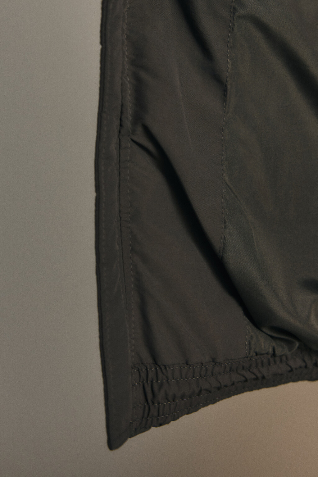 Куртка стеганая с утяжками - цвет зеленый - 7