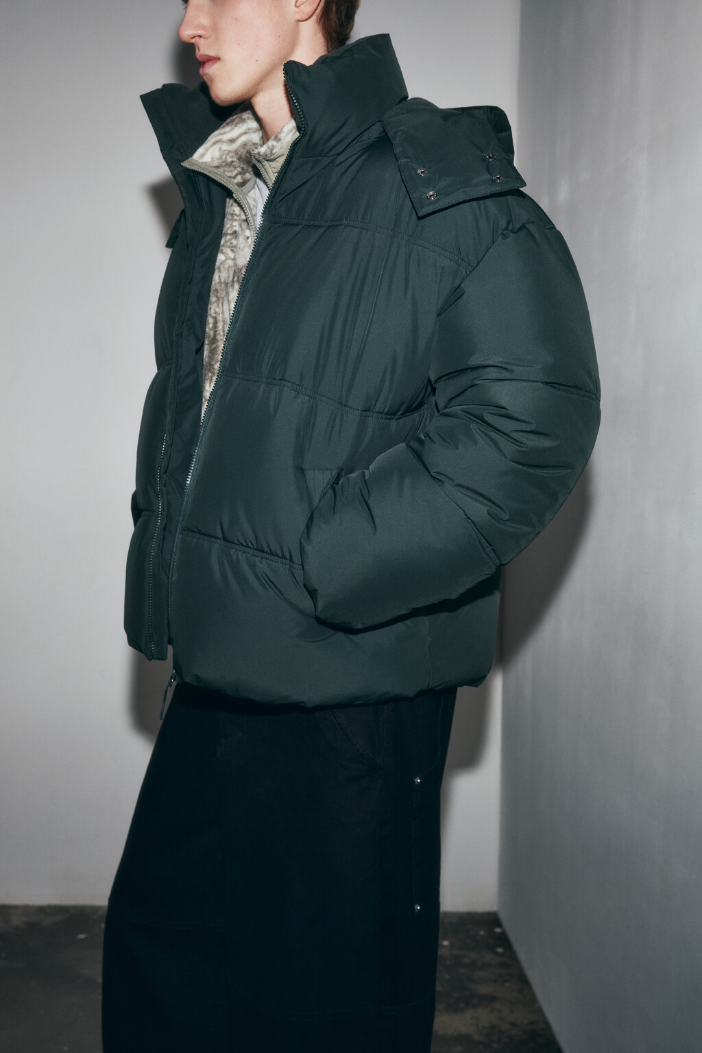 Куртка стеганая со съемным капюшоном - цвет зеленый - 2