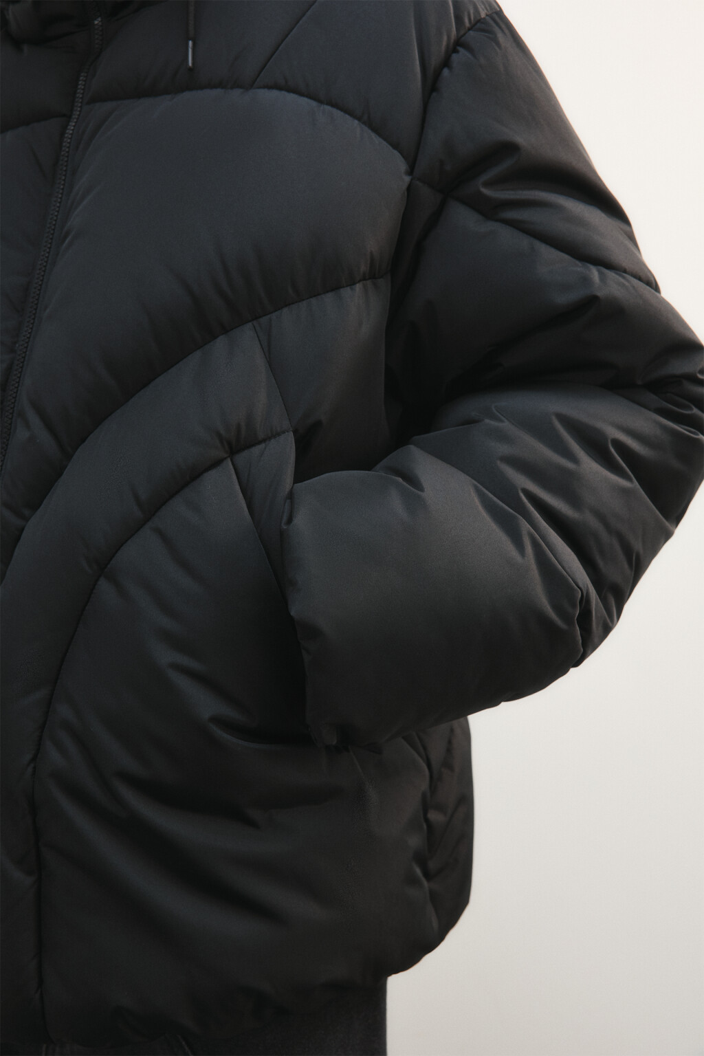 Куртка стеганая с капюшоном - цвет черный - 7