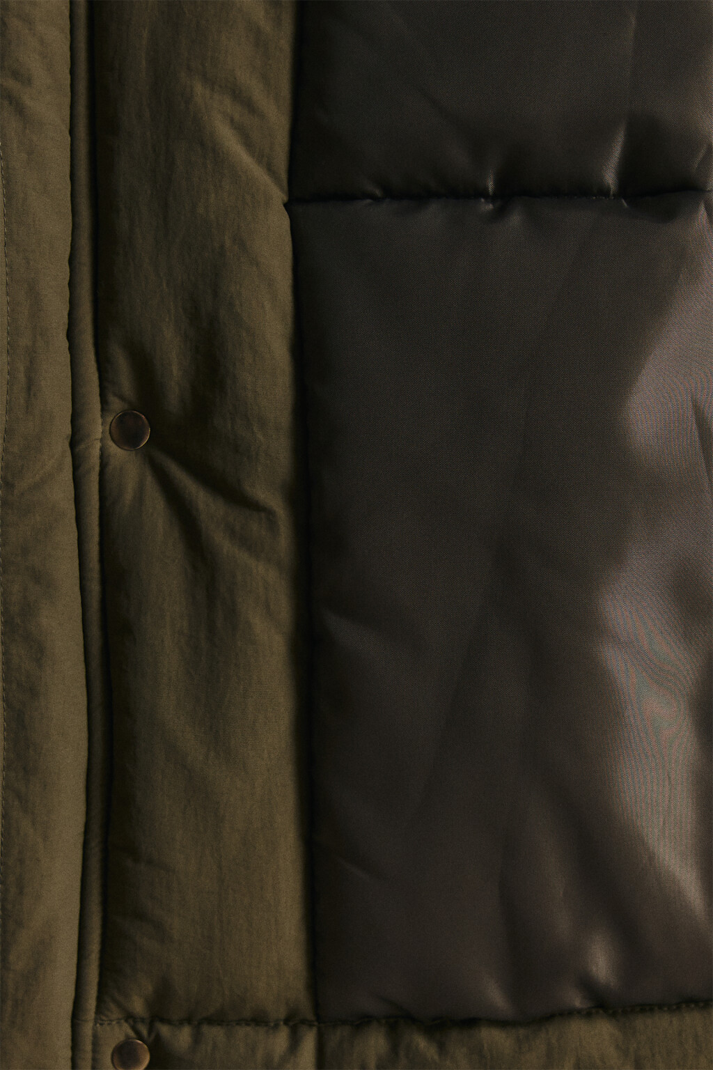 Пальто на утеплителе с капюшоном - цвет зеленый - 8