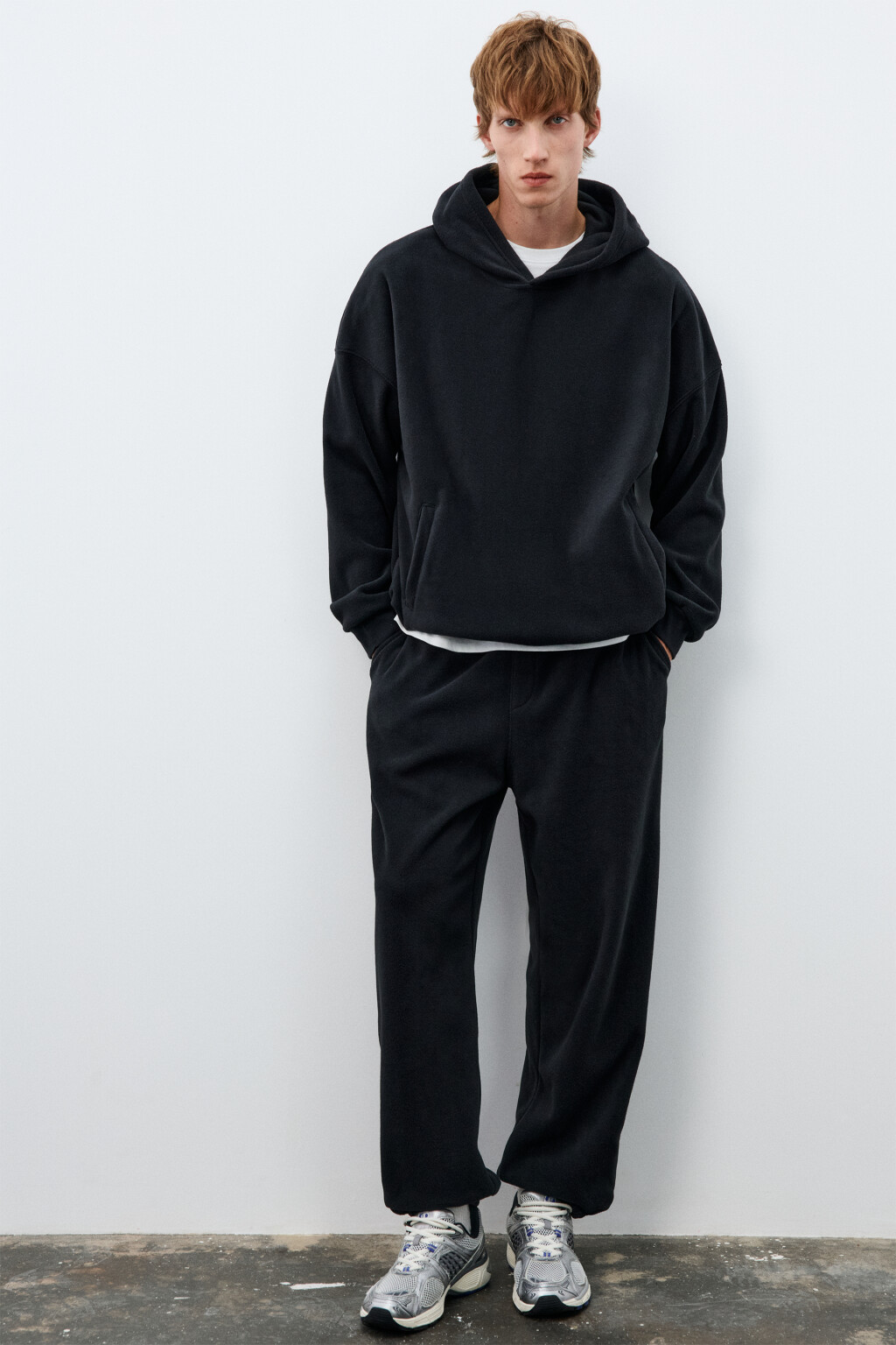 Брюки-джоггеры из флиса - цвет черный - 1