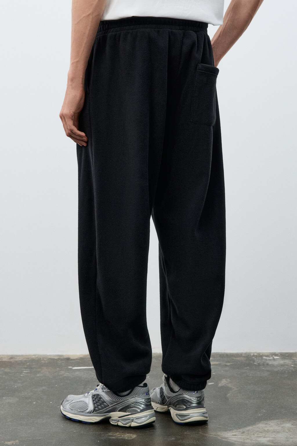 Брюки-джоггеры из флиса - цвет черный - 3