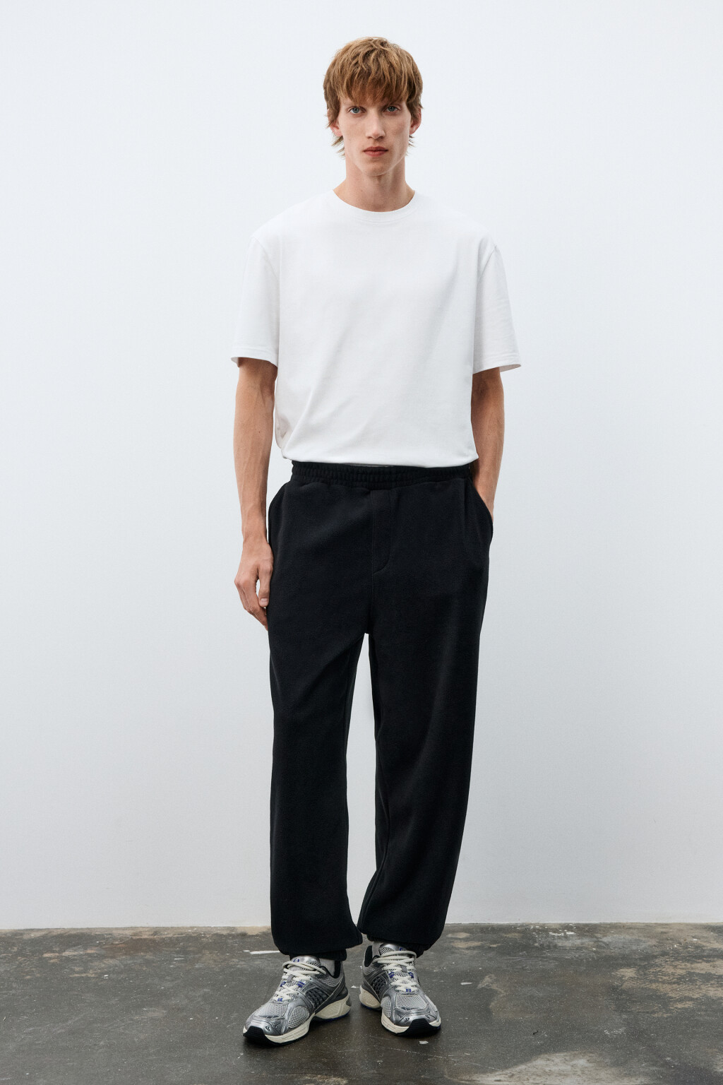 Брюки-джоггеры из флиса - цвет черный - 4