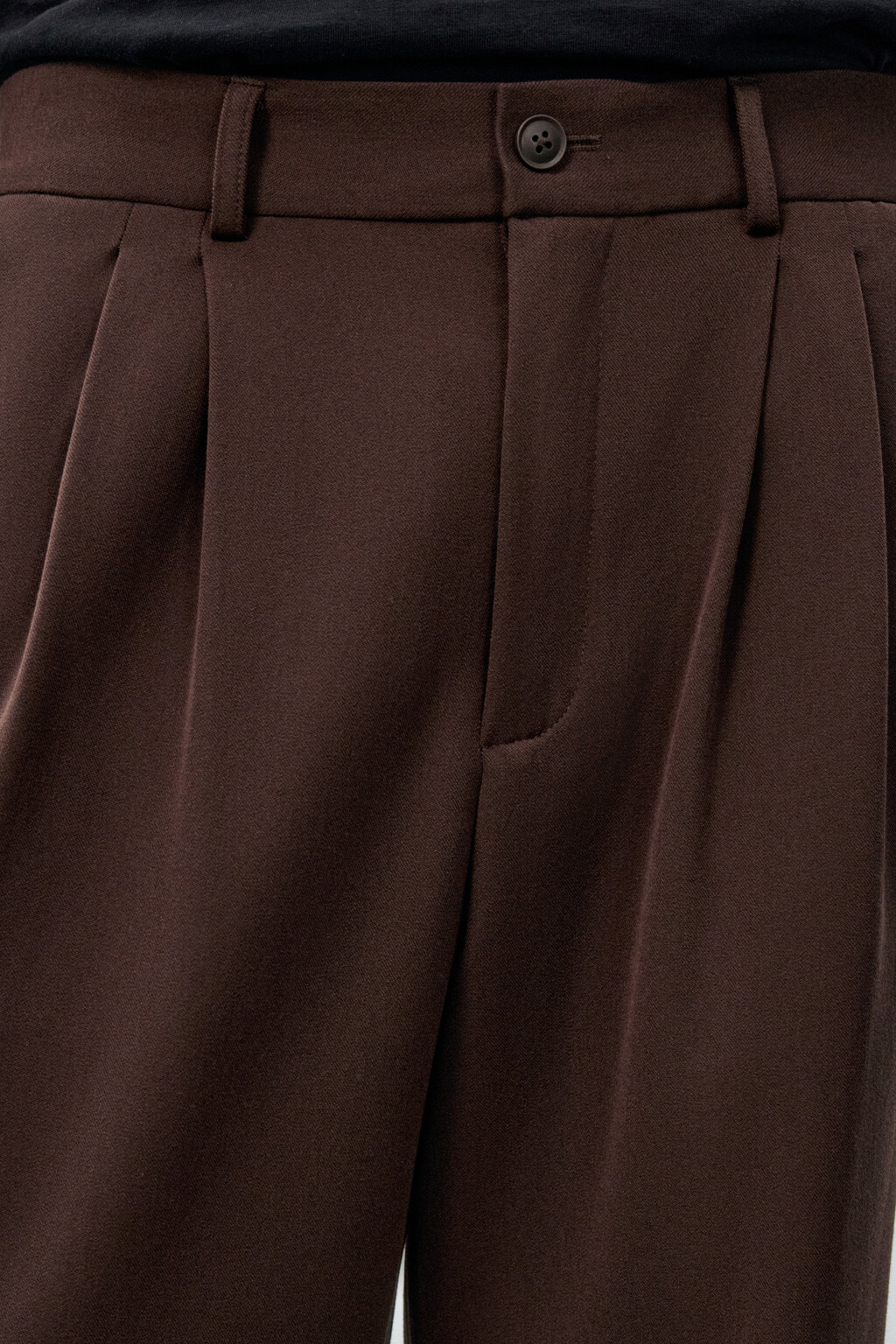 Брюки костюмные со складками - цвет коричневый - 6