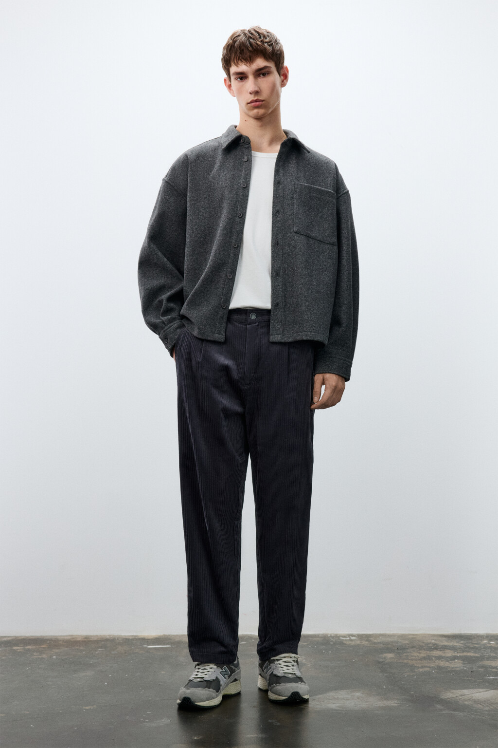 Брюки широкие из вельвета - цвет серый - 4