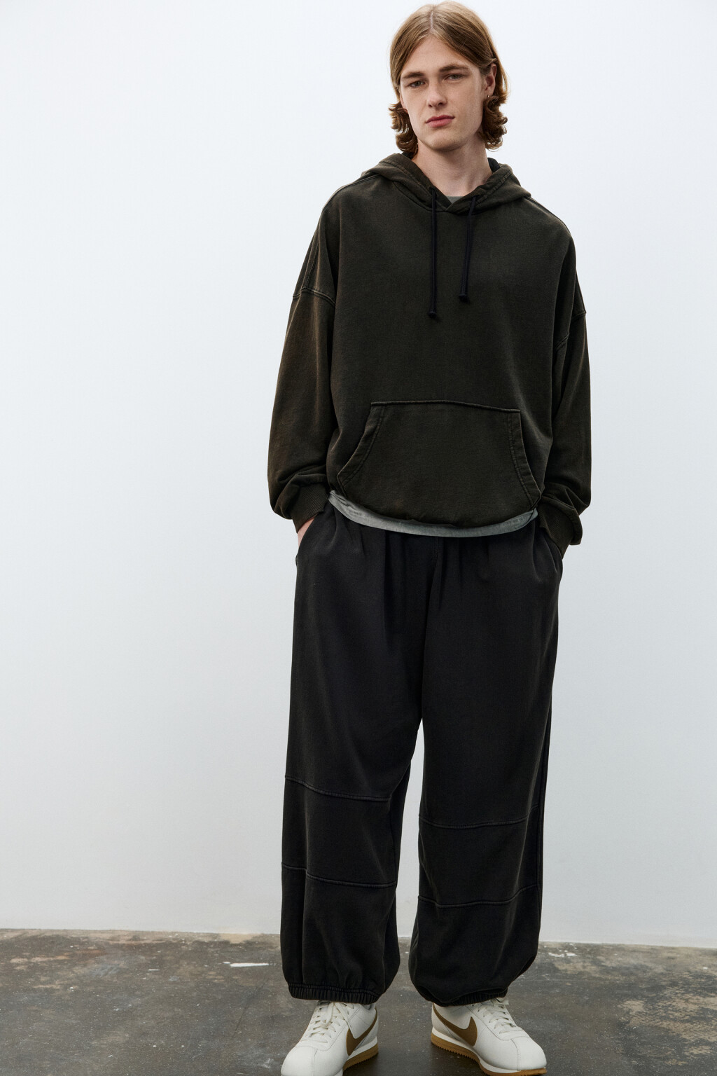 Брюки-джоггеры из хлопка - цвет черный - 1