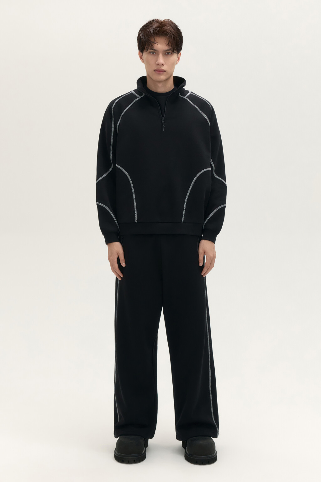 Брюки-джоггеры с лампасами - цвет черный - 4