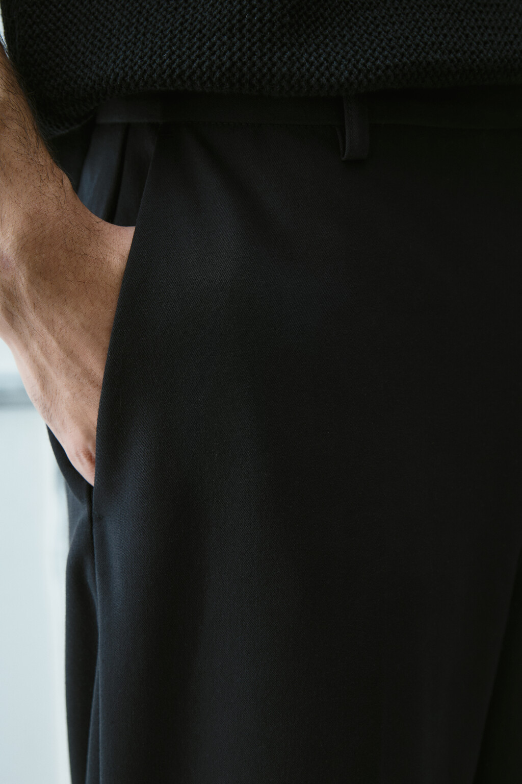 Брюки клеш костюмные - цвет черный - 6