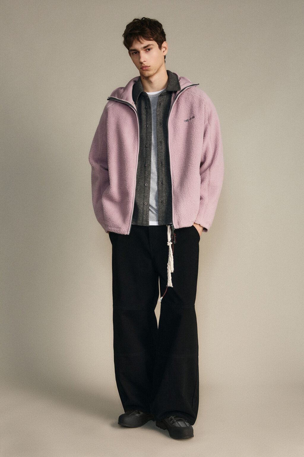 Брюки широкие с декоративными швами - цвет черный - 5