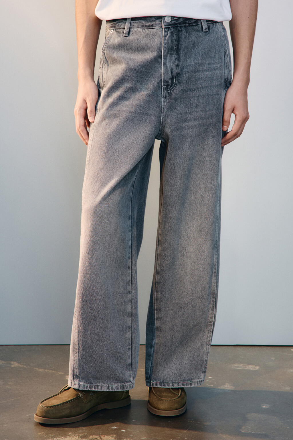 Джинсы широкие с декоративными швами - цвет серый - 2