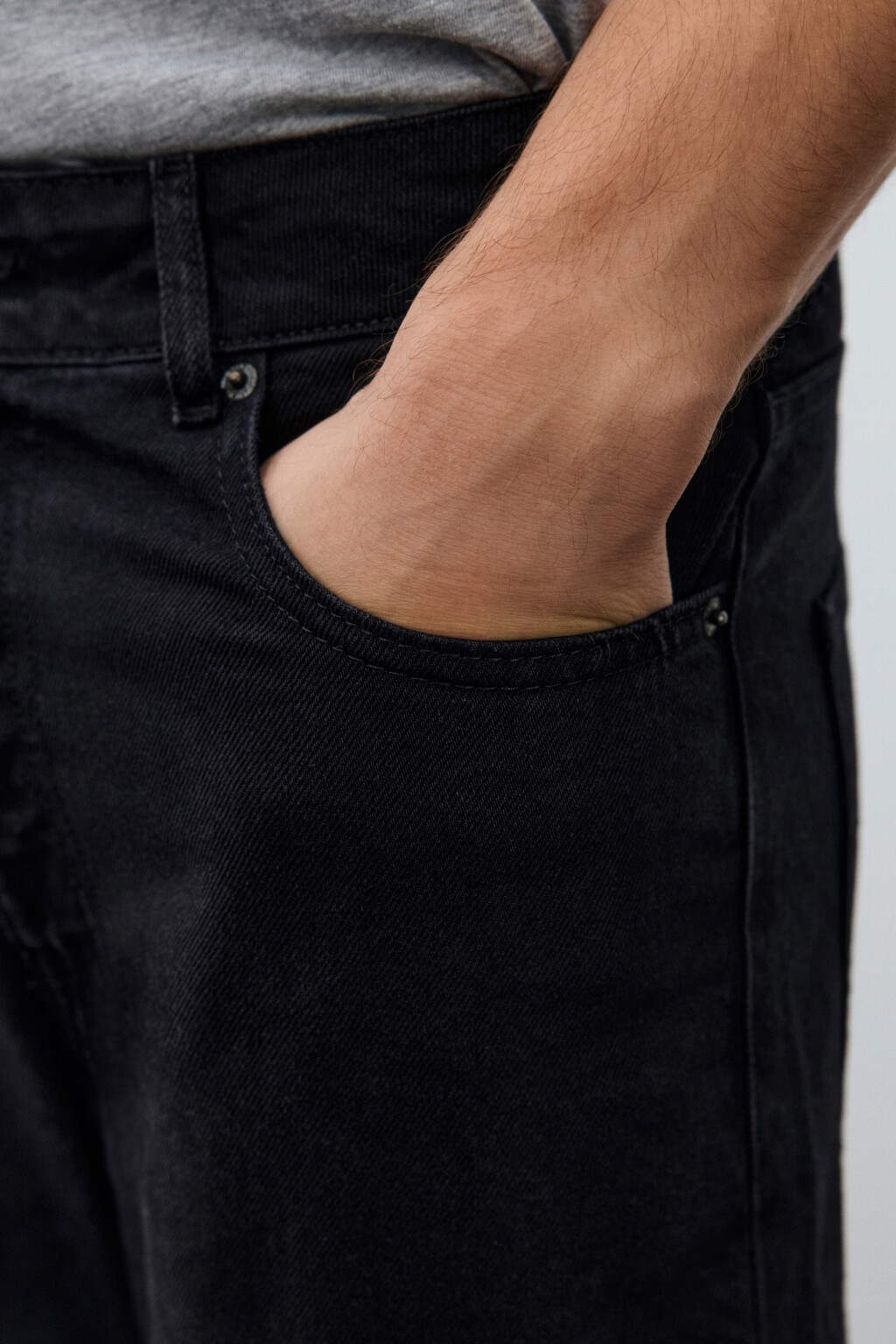 Джинсы loose fit прямые - цвет черный - 6