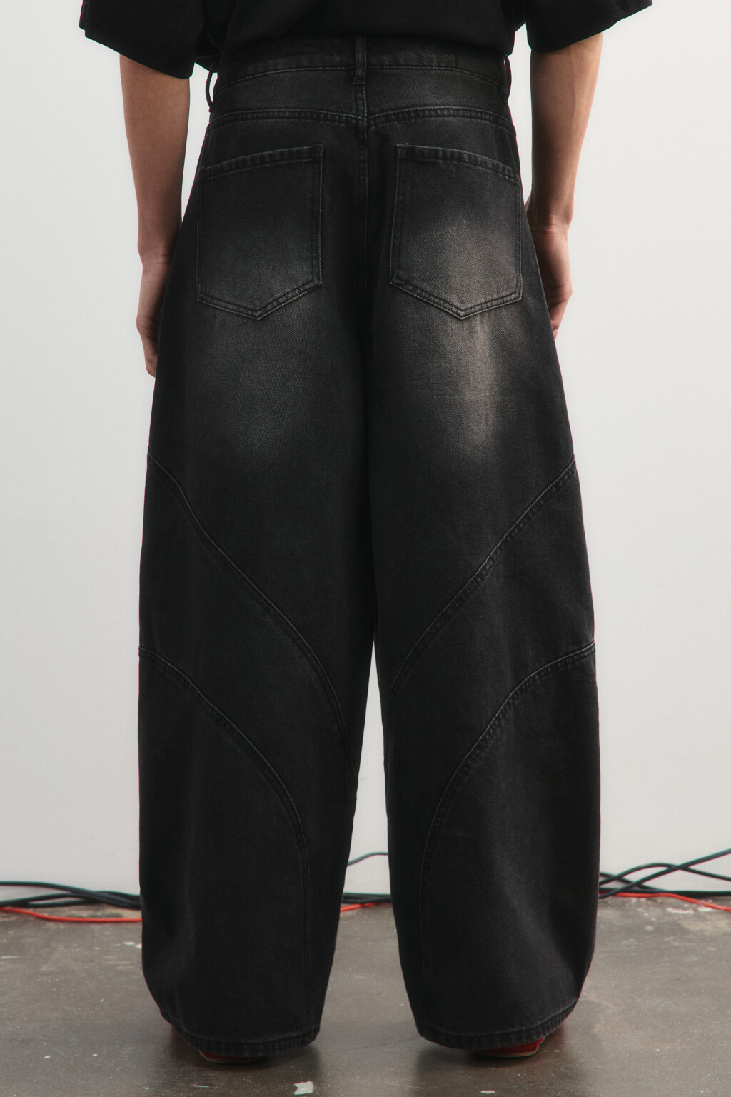 Джинсы baggy fit с декоративными швами - цвет черный - 3