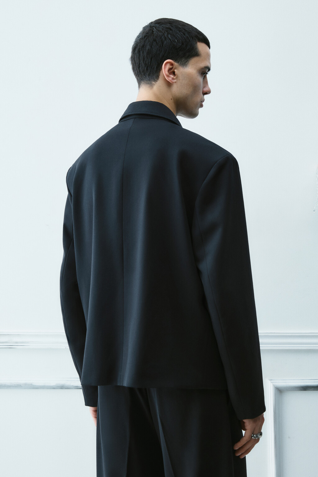 Пиджак короткий на молнии - цвет черный - 5