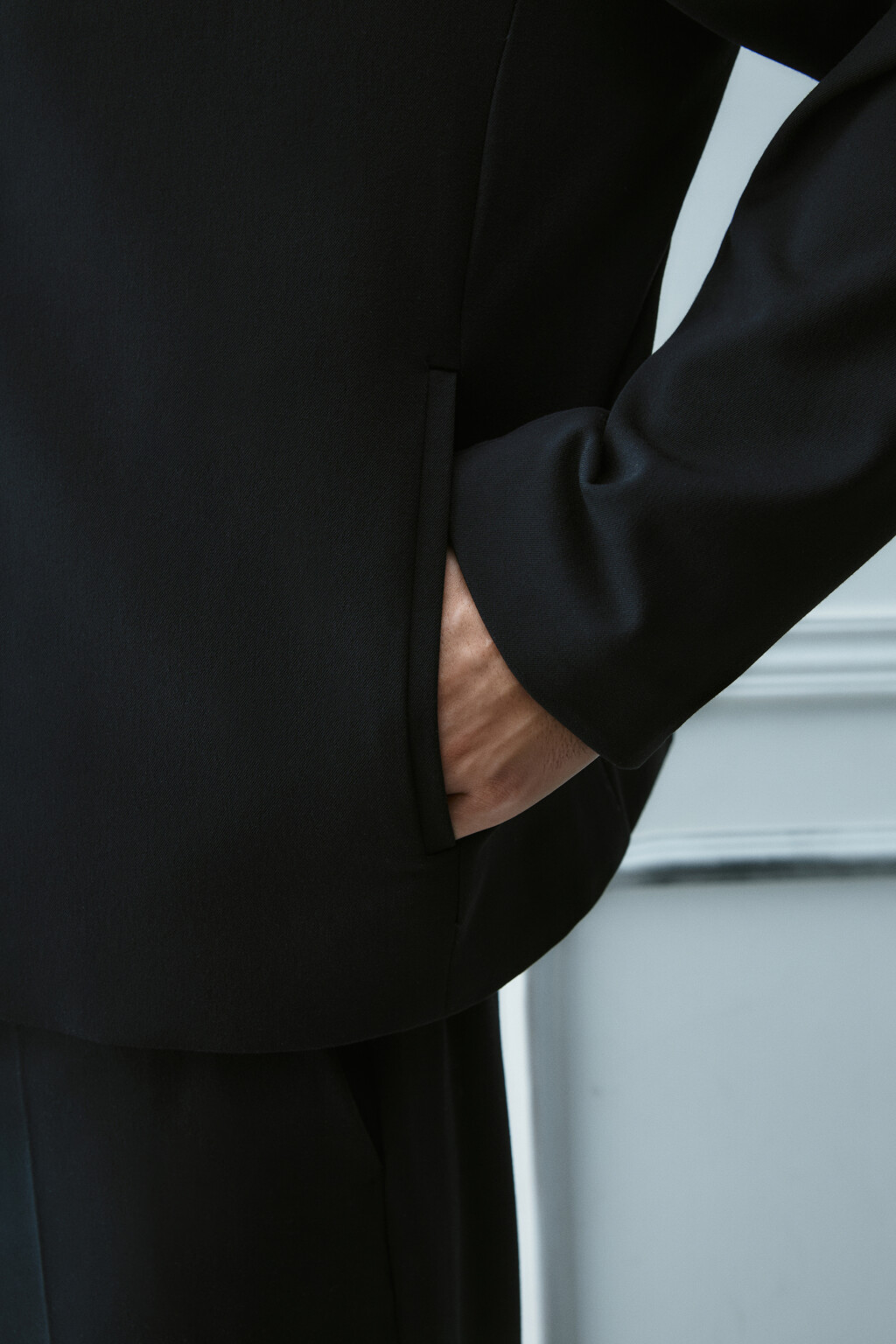 Пиджак короткий на молнии - цвет черный - 8