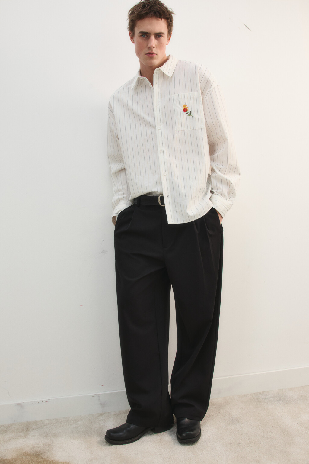 Рубашка в полоску с вышивкой - цвет белый - 2