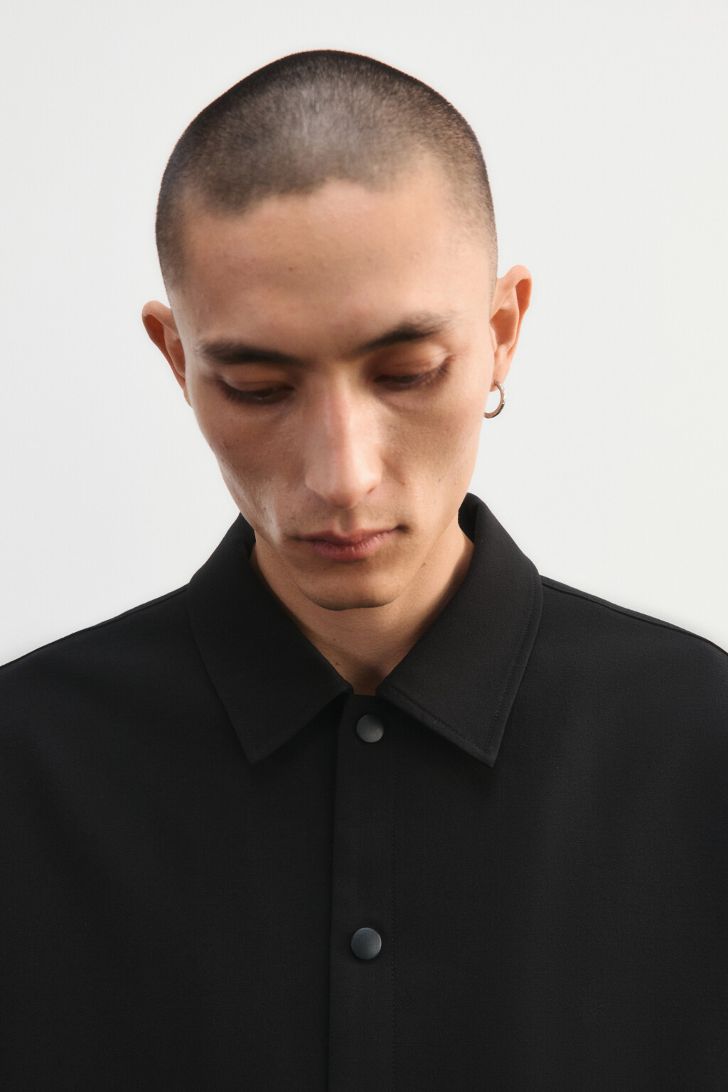 Рубашка-овершот на кнопках - цвет черный - 5