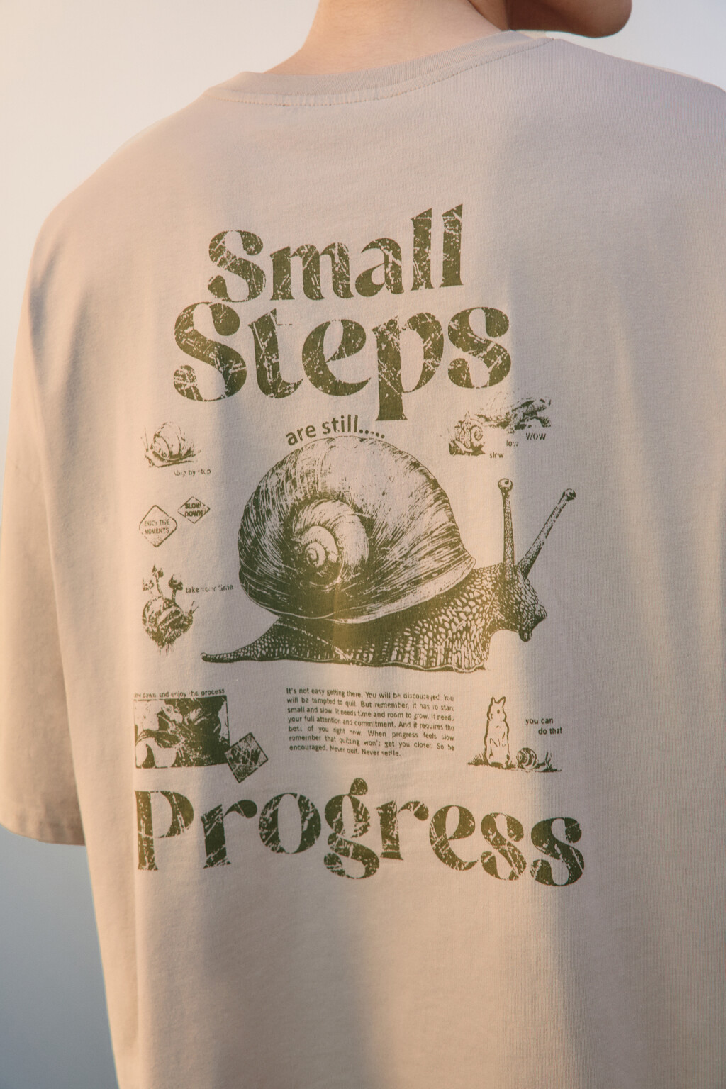 Футболка хлопковая с принтом - цвет бежевый - 5