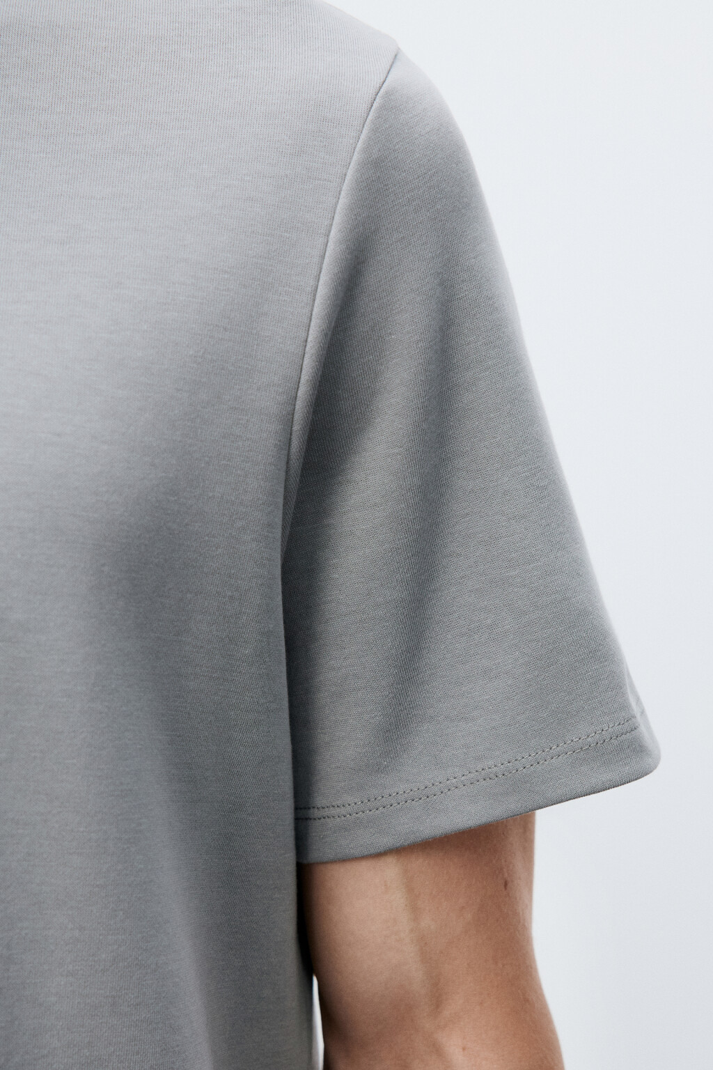 Футболка прямая из гладкой ткани - цвет серый - 6