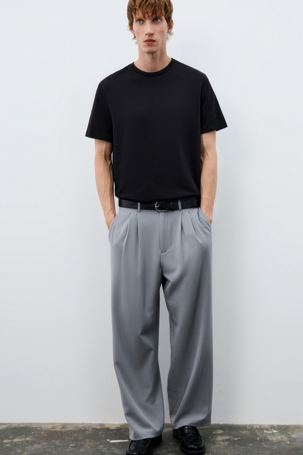 Футболка прямая из гладкой ткани - цвет черный - 2