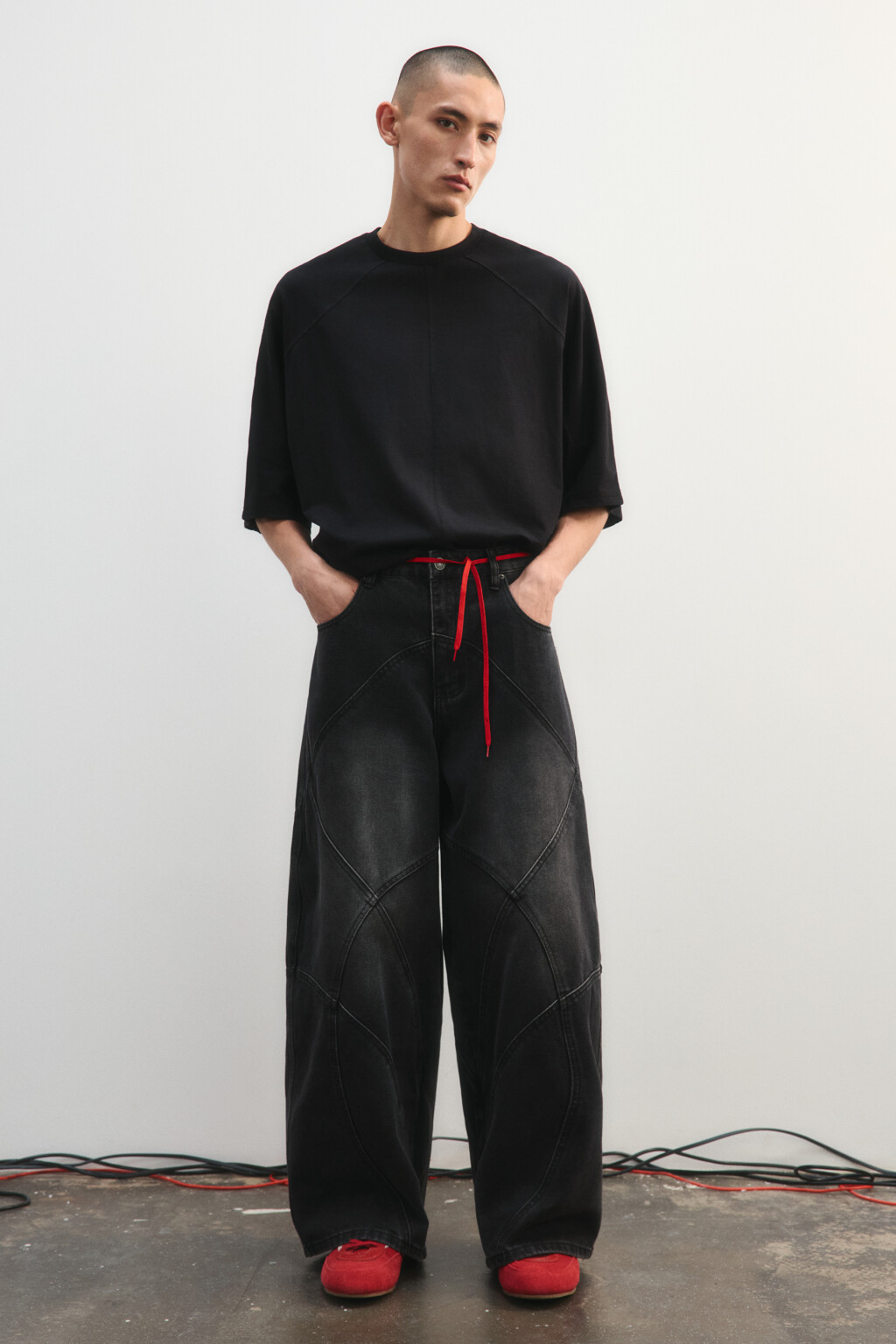 Футболка прямая из хлопка - цвет черный - 4