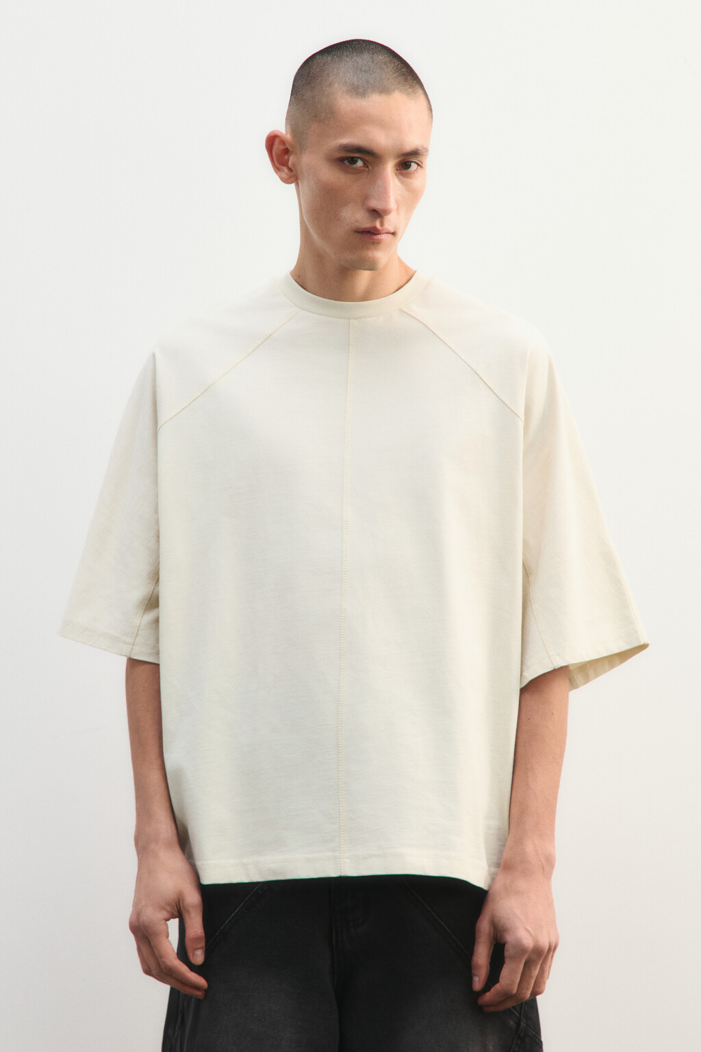 Футболка прямая из хлопка - цвет молочный - 2