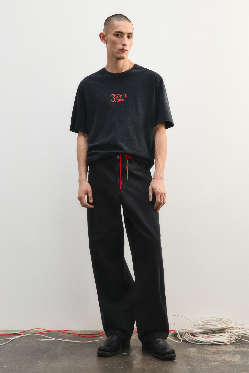 Футболка вареная с принтом - цвет черный - 5