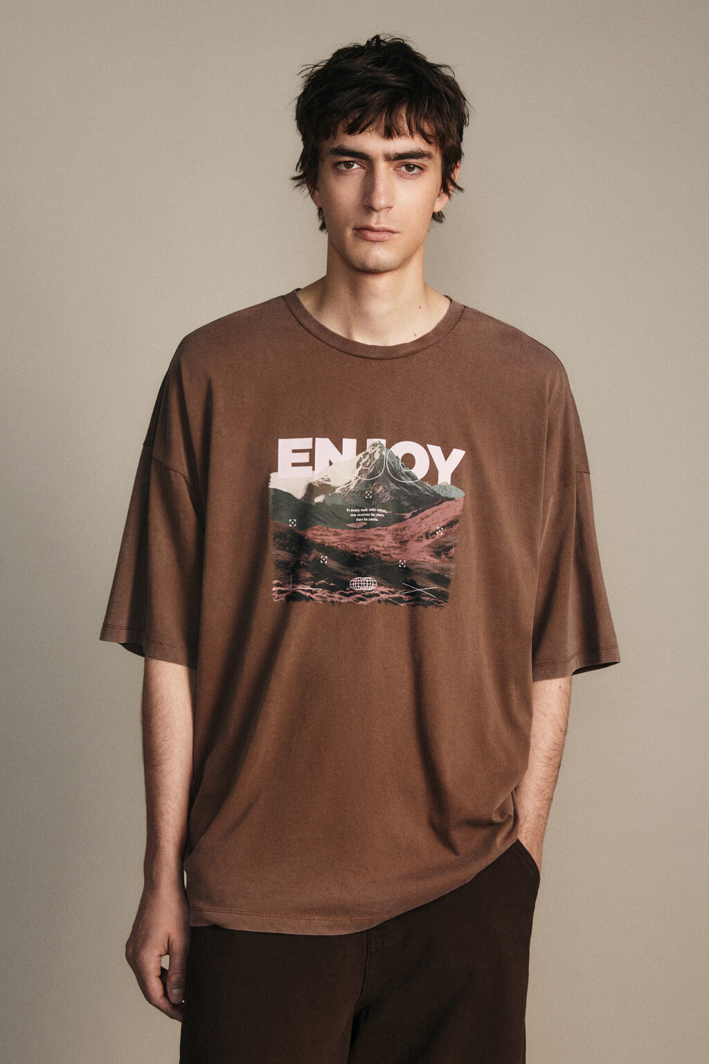 Футболка хлопковая с вареным эффектом - цвет коричневый - 4