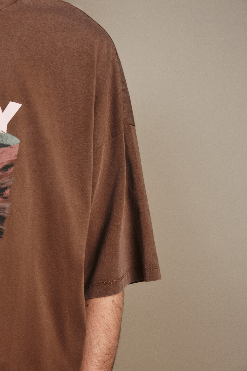 Футболка хлопковая с вареным эффектом - цвет коричневый - 8
