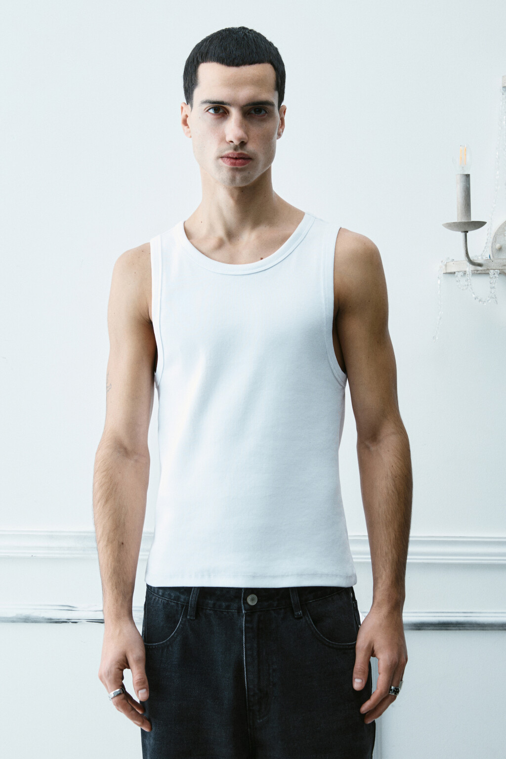 Майка базовая из трикотажа - цвет белый - 2