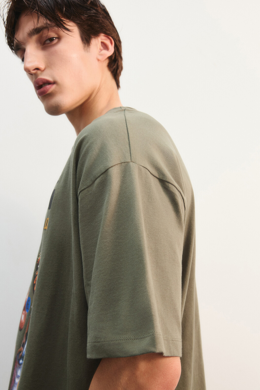 Футболка с новогодним принтом - цвет зеленый - 6