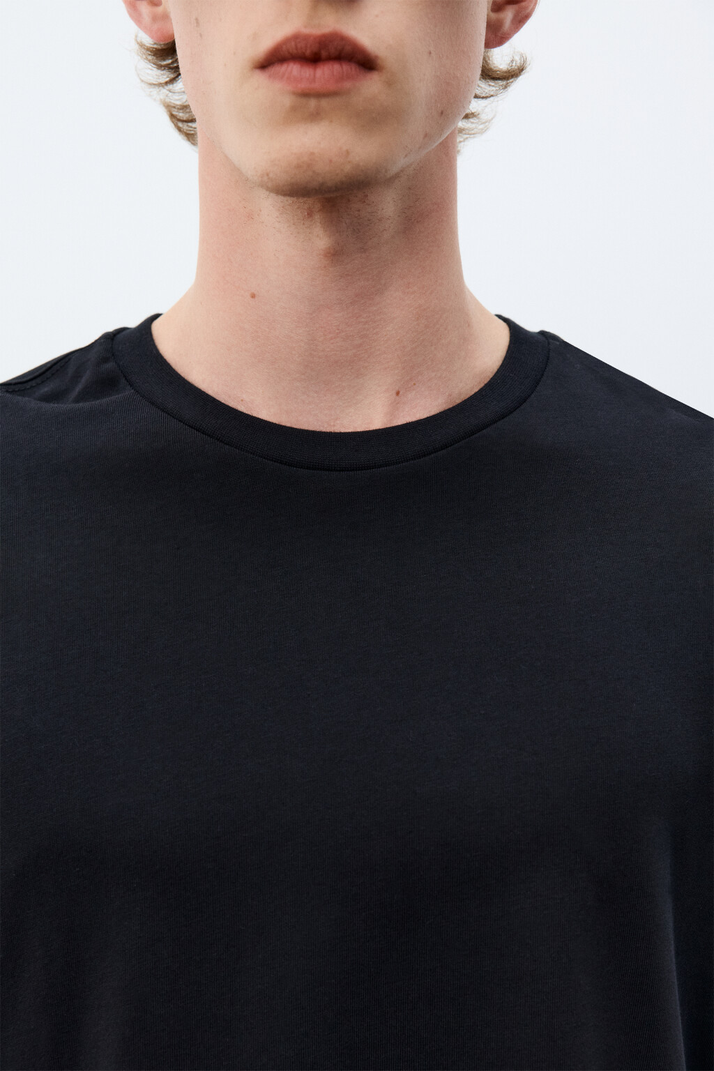 Лонгслив из хлопкового трикотажа - цвет черный - 5