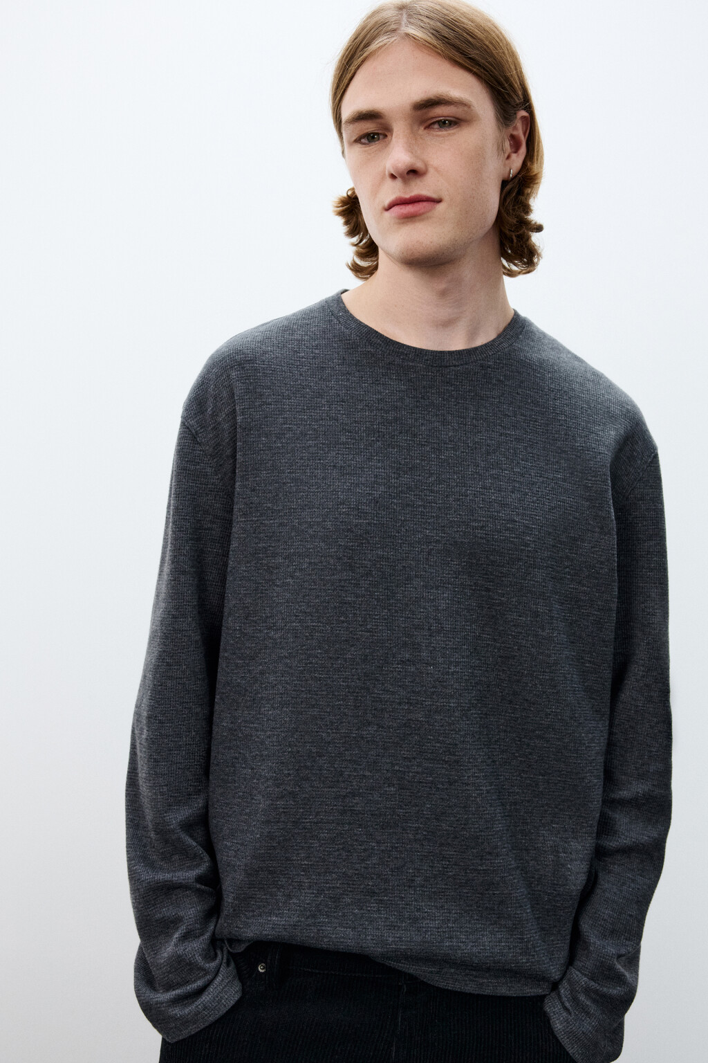 Лонгслив из фактурного трикотажа - цвет черный - 1