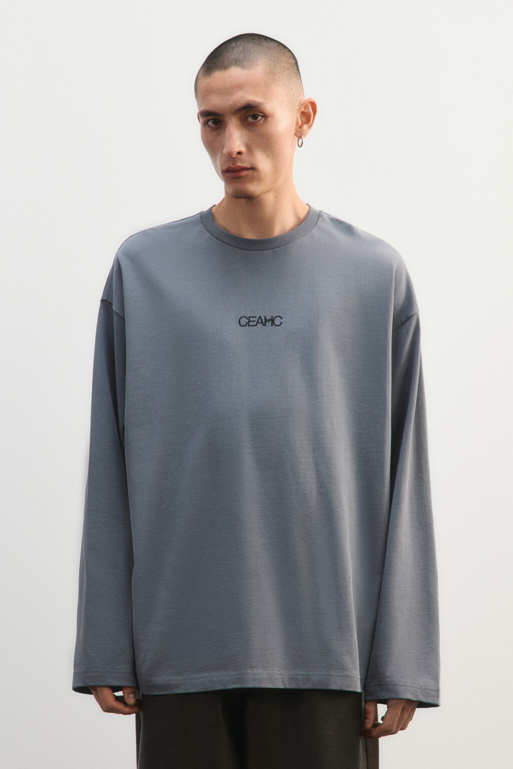 Лонгслив хлопковый с принтом - цвет серый - 2