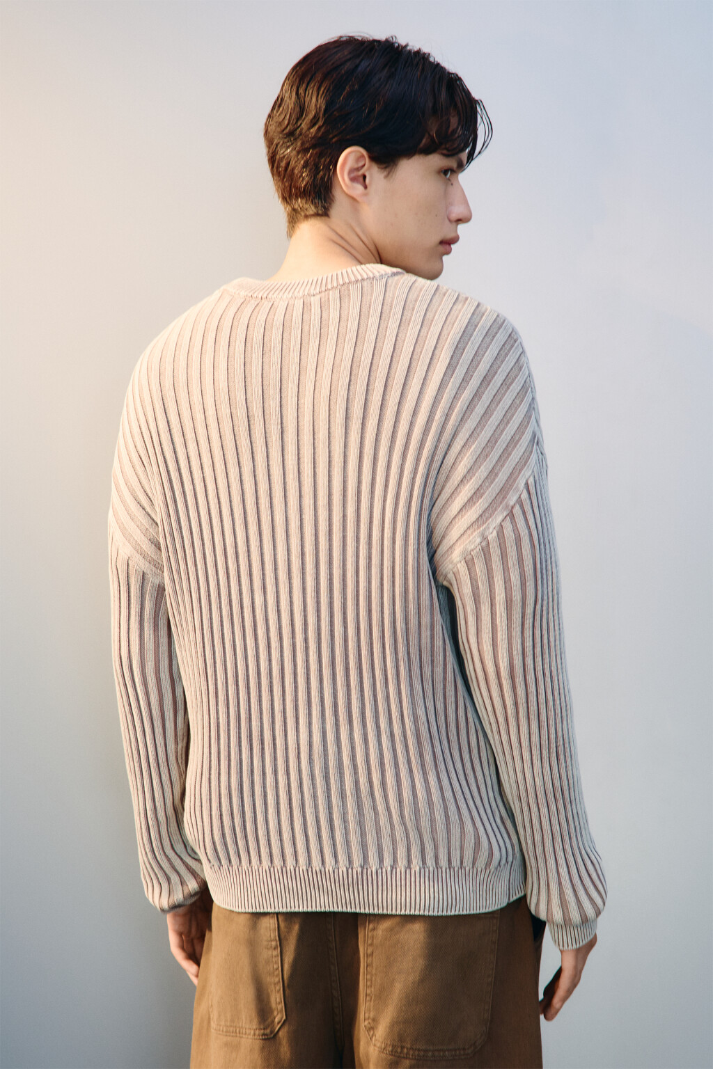 Джемпер вязаный в рубчик - цвет ванильный - 4