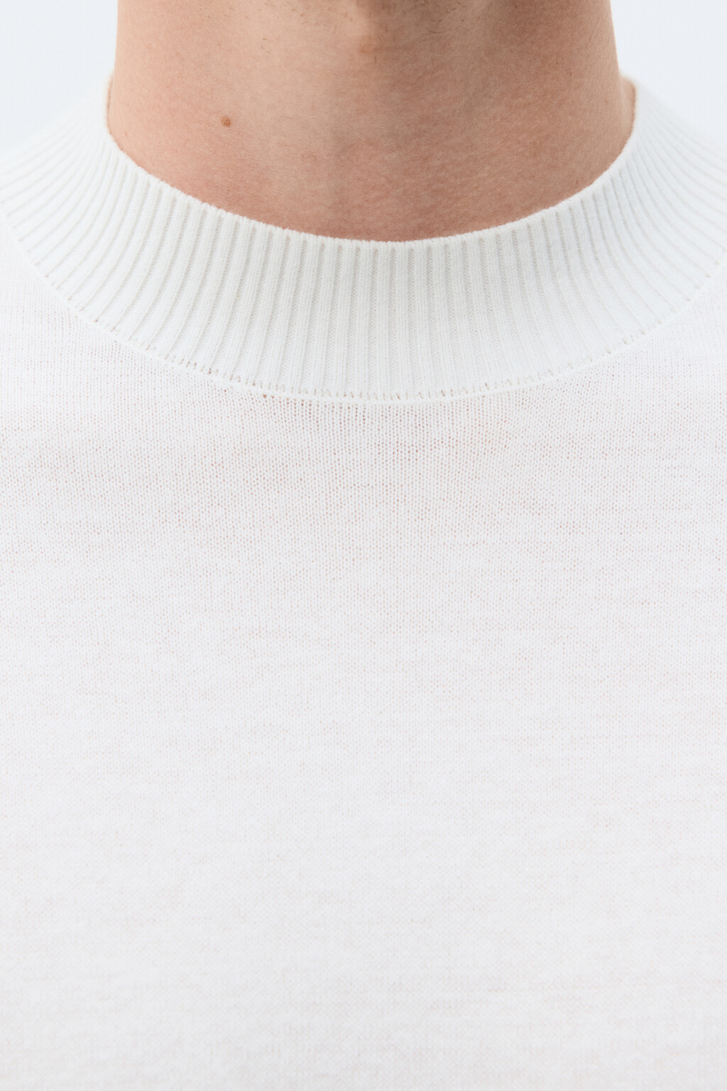 Джемпер тонкий вязаный - цвет белый - 5