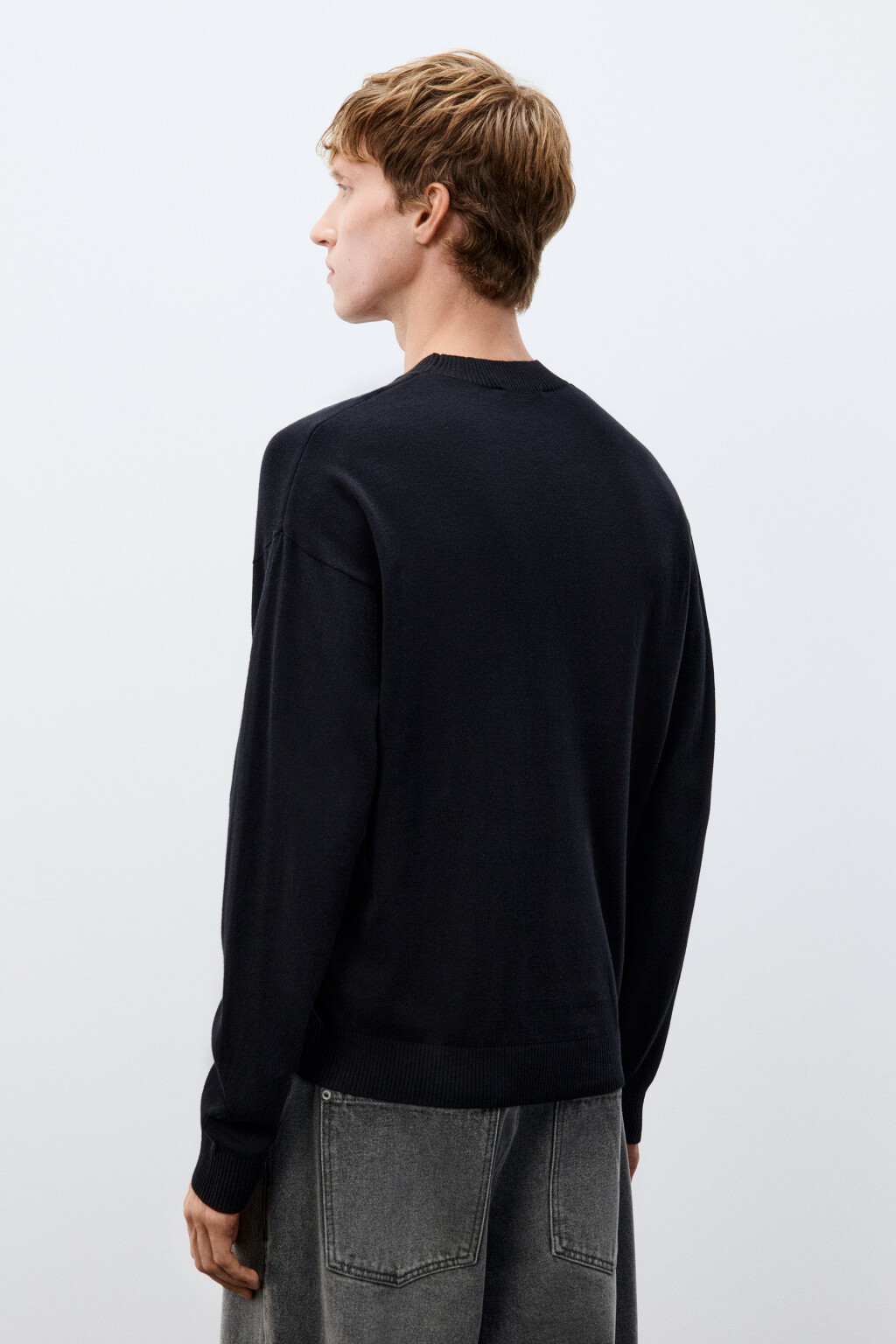 Джемпер тонкий вязаный - цвет черный - 3