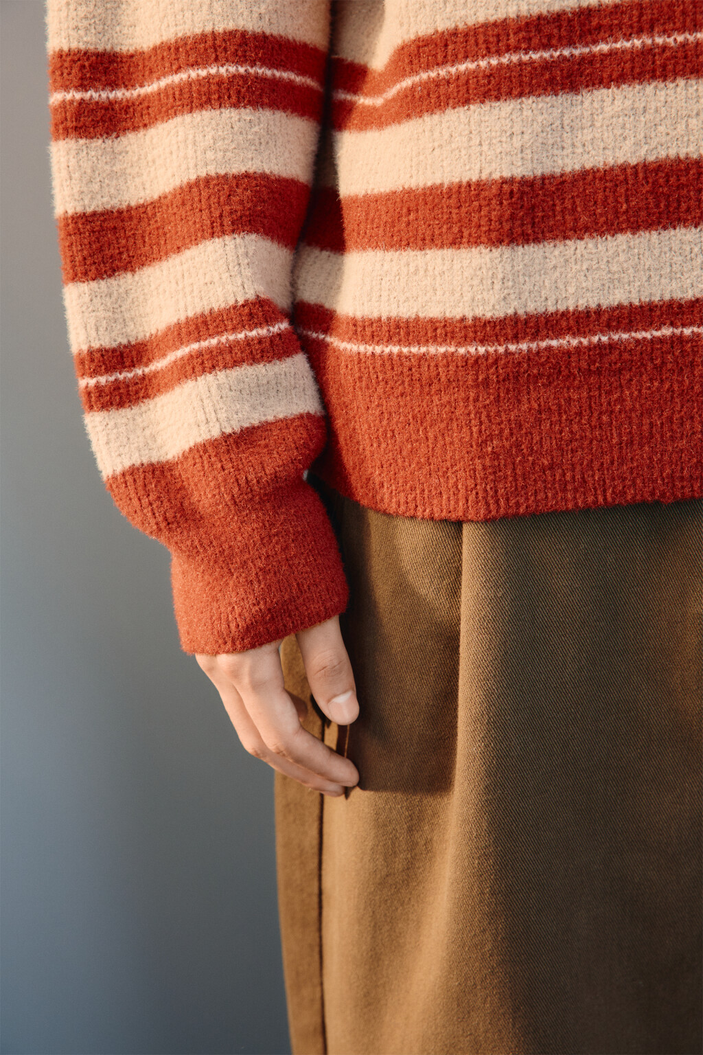 Джемпер вязаный в полоску - цвет бордовый - 6