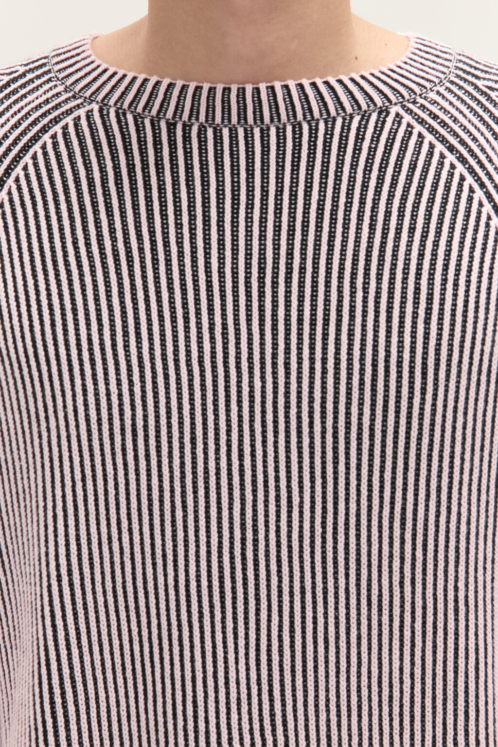 Джемпер вязаный в рубчик - цвет розовый - 5